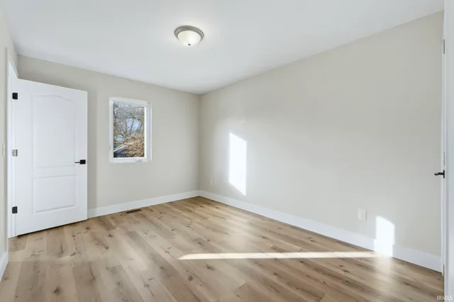 $220,000 | 3417 South Anthony Boulevard, Fort Wayne, IN 46806