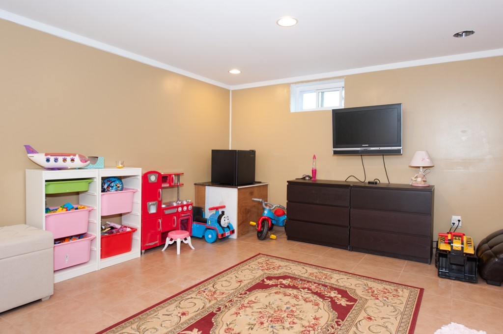 92 Emily Jeffers Road, Unit 92 Randolph, MA 02368 - Photo 16 of 19 Gallery Image 16