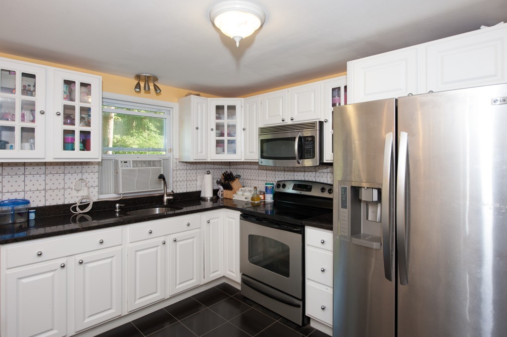 92 Emily Jeffers Road, Unit 92 Randolph, MA 02368 - Photo 5 of 19 Gallery Image 5