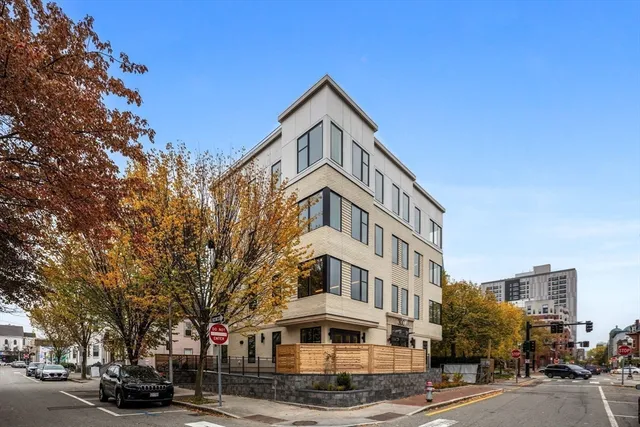$1,649,000 | 300 Franklin Street, Unit 1, Cambridge, MA 02139
