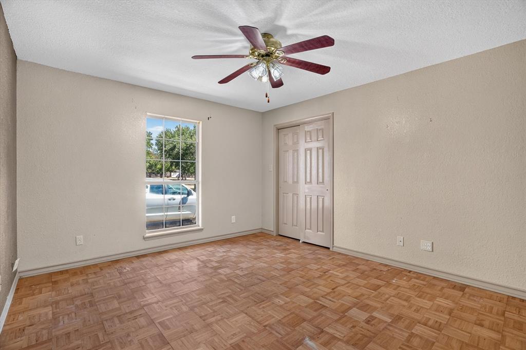 3520 Old Dennis Road Weatherford, TX 76087 - Photo 30 of 40 All bedrooms are large!