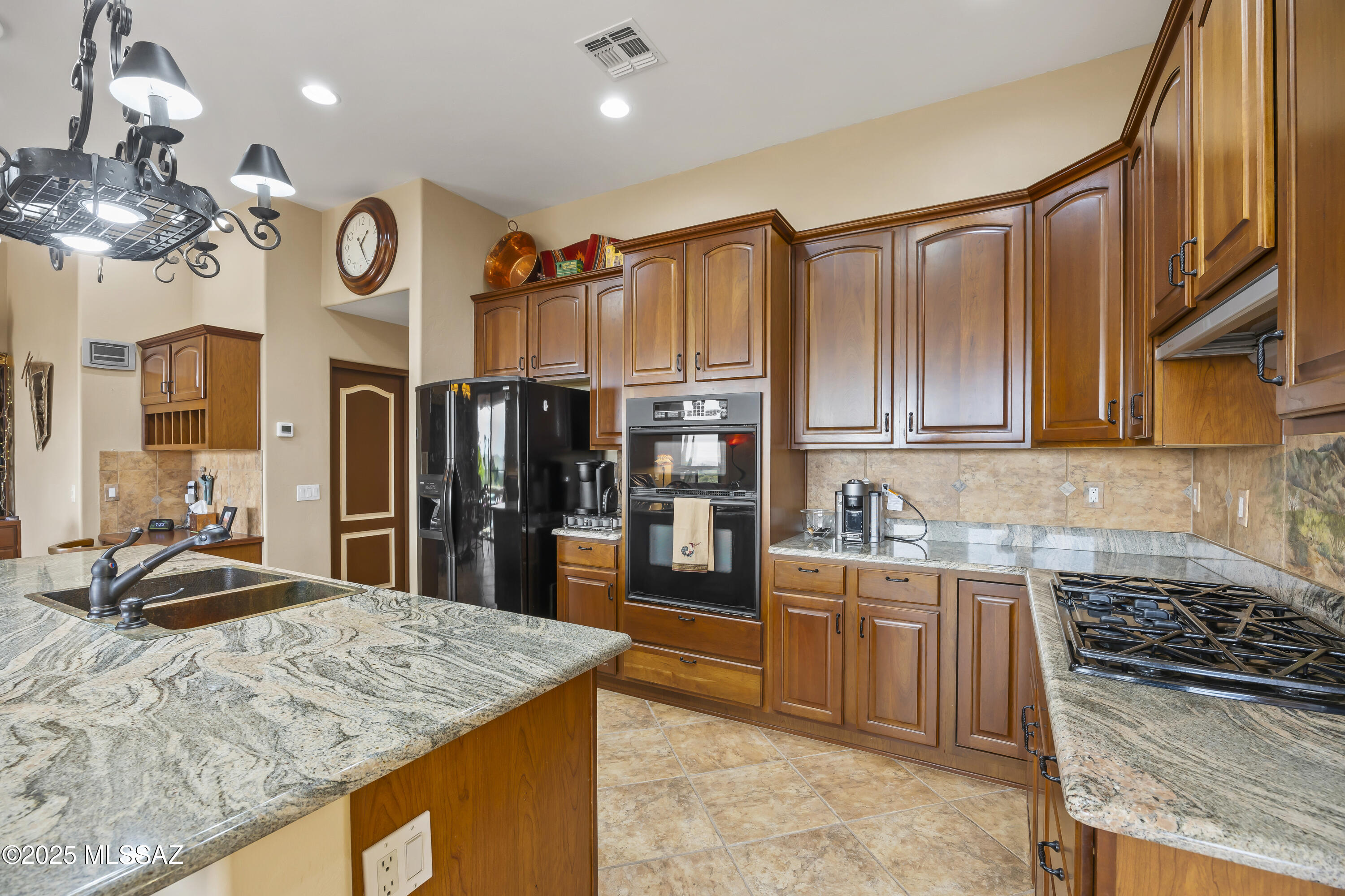 62893 East Flower Ridge Drive Tucson, AZ 85739 - Photo 17 of 49 Gourmet Kitchen
