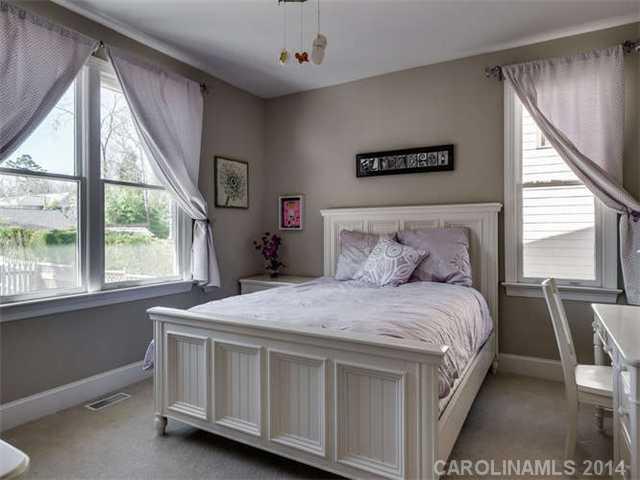 2334 Club Road Charlotte, NC 28205 - Photo 14 of 16 Gallery Image 14