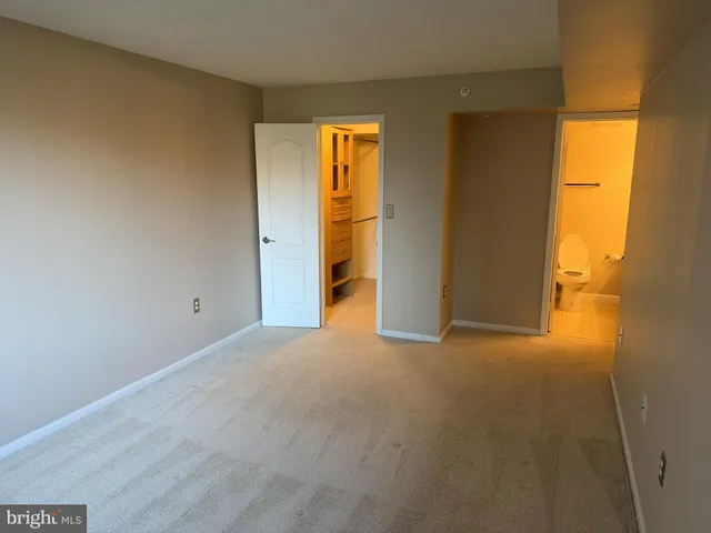 $2,500 | 2230 George C Marshall Drive, Unit 227, Falls Church, VA 22043