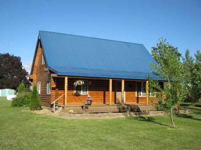 705 Stockton Road Dayton, WA 99328 - Photo 1 of 1