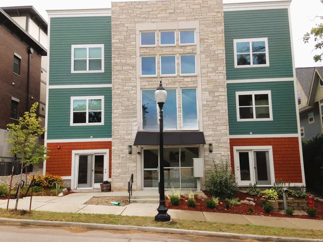 $2,400,000 | 703 North Walnut Street, Bloomington, IN 47404