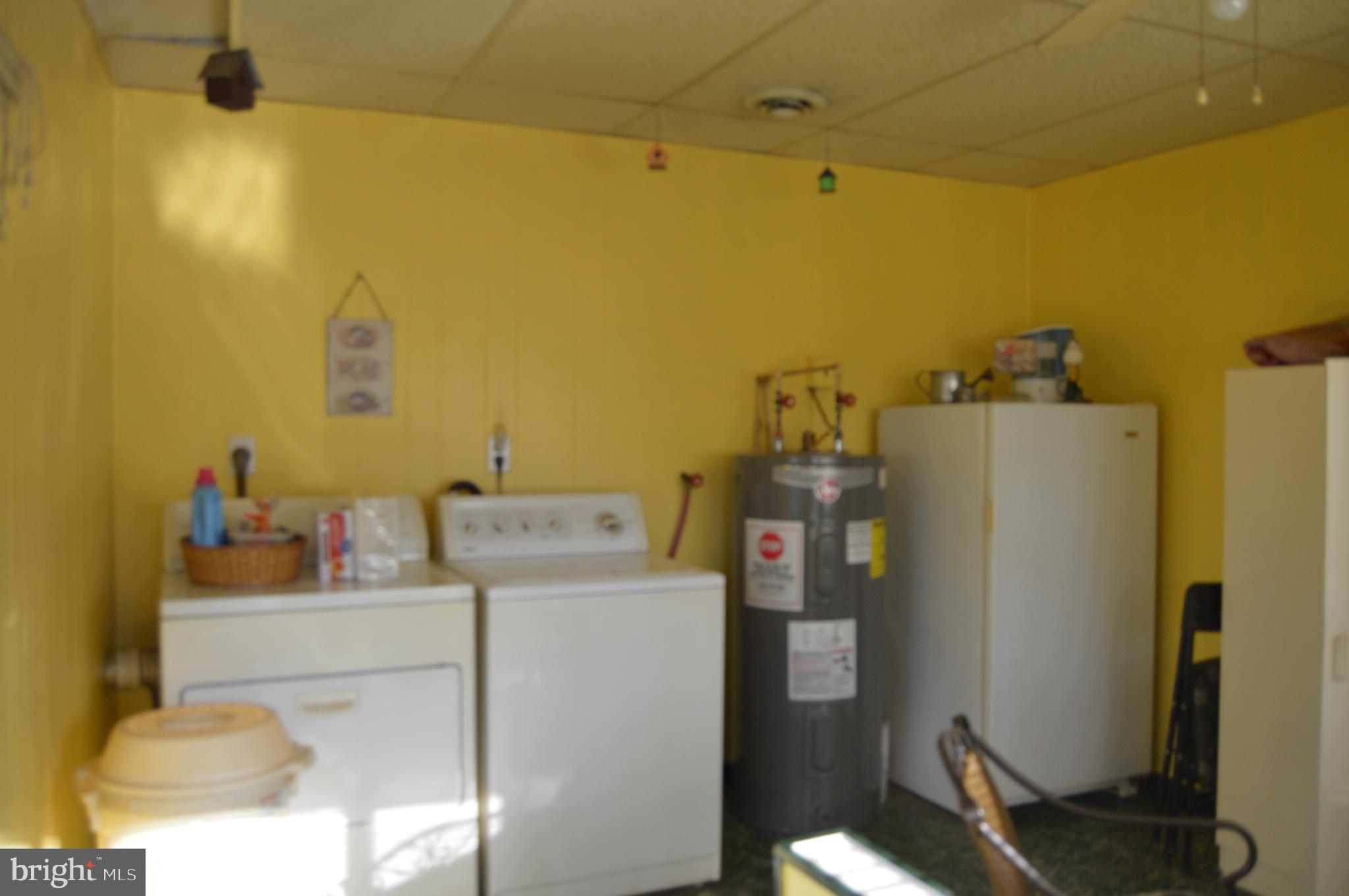 830 Swift Road Pasadena, MD 21122 - Photo 20 of 37 Laundry w/extra freezer