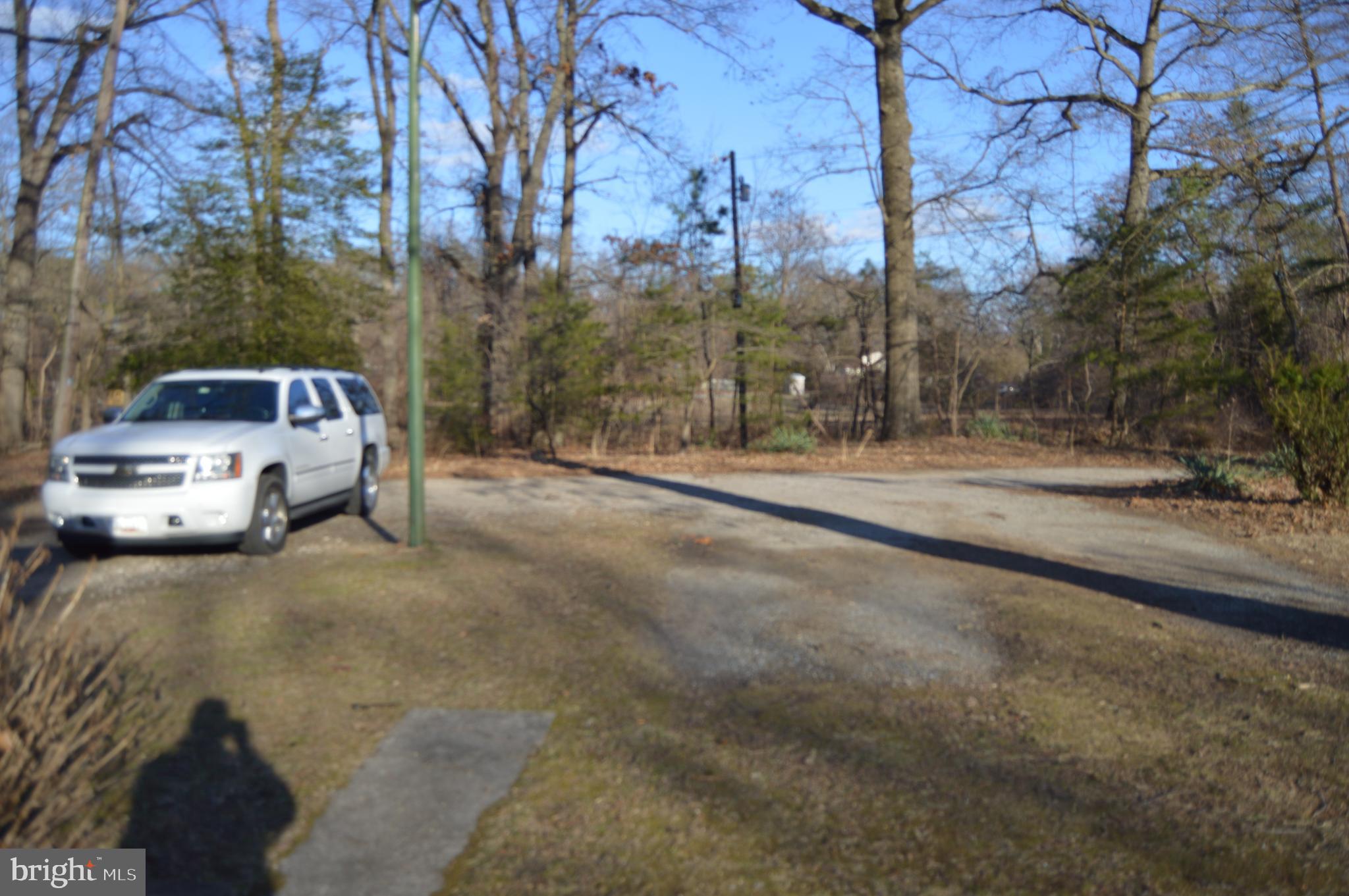 830 Swift Road Pasadena, MD 21122 - Photo 27 of 37 Driveway plenty of parking
