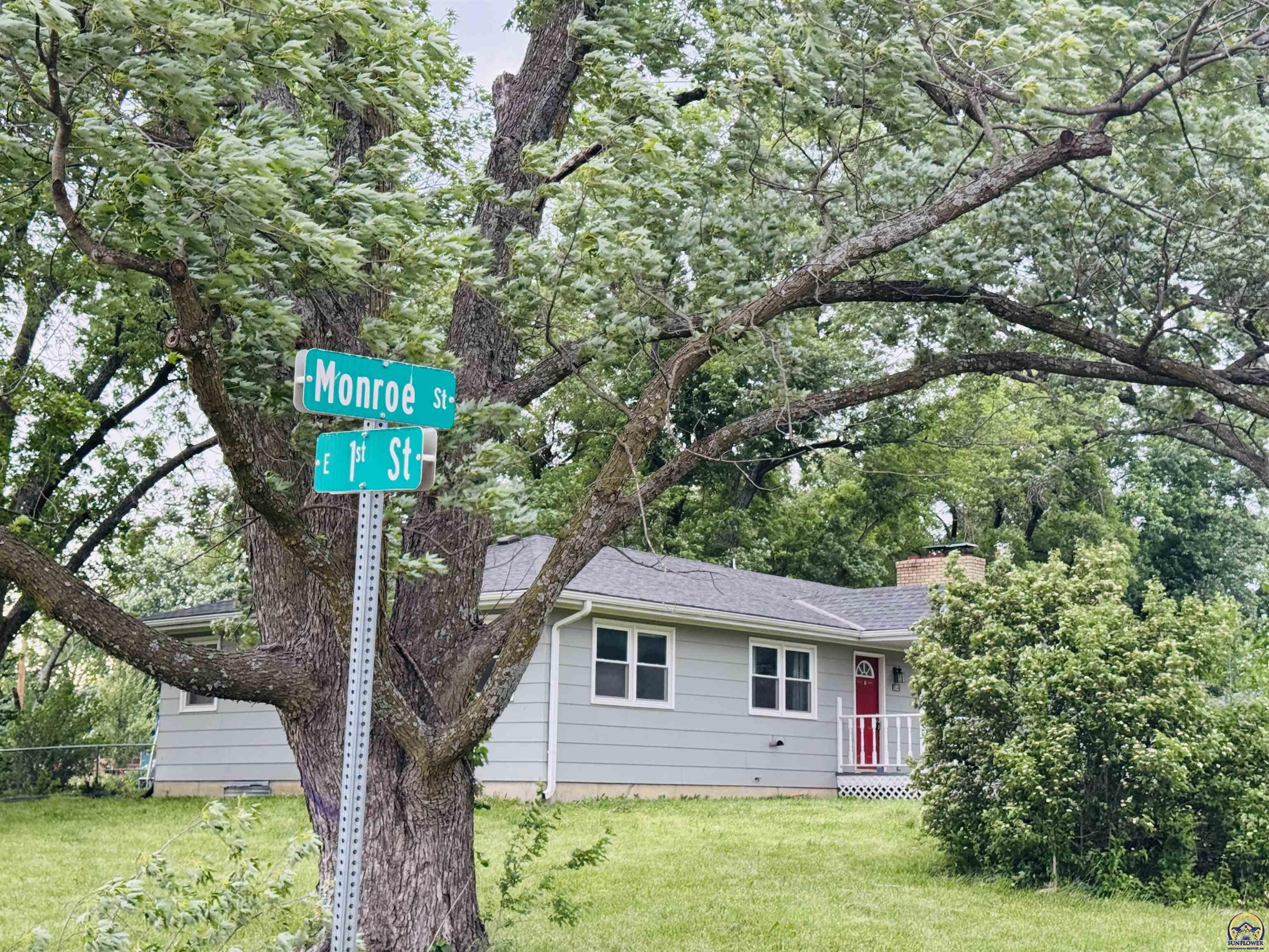 104 Monroe Street Pomona, KS 66076 - Photo 44 of 47