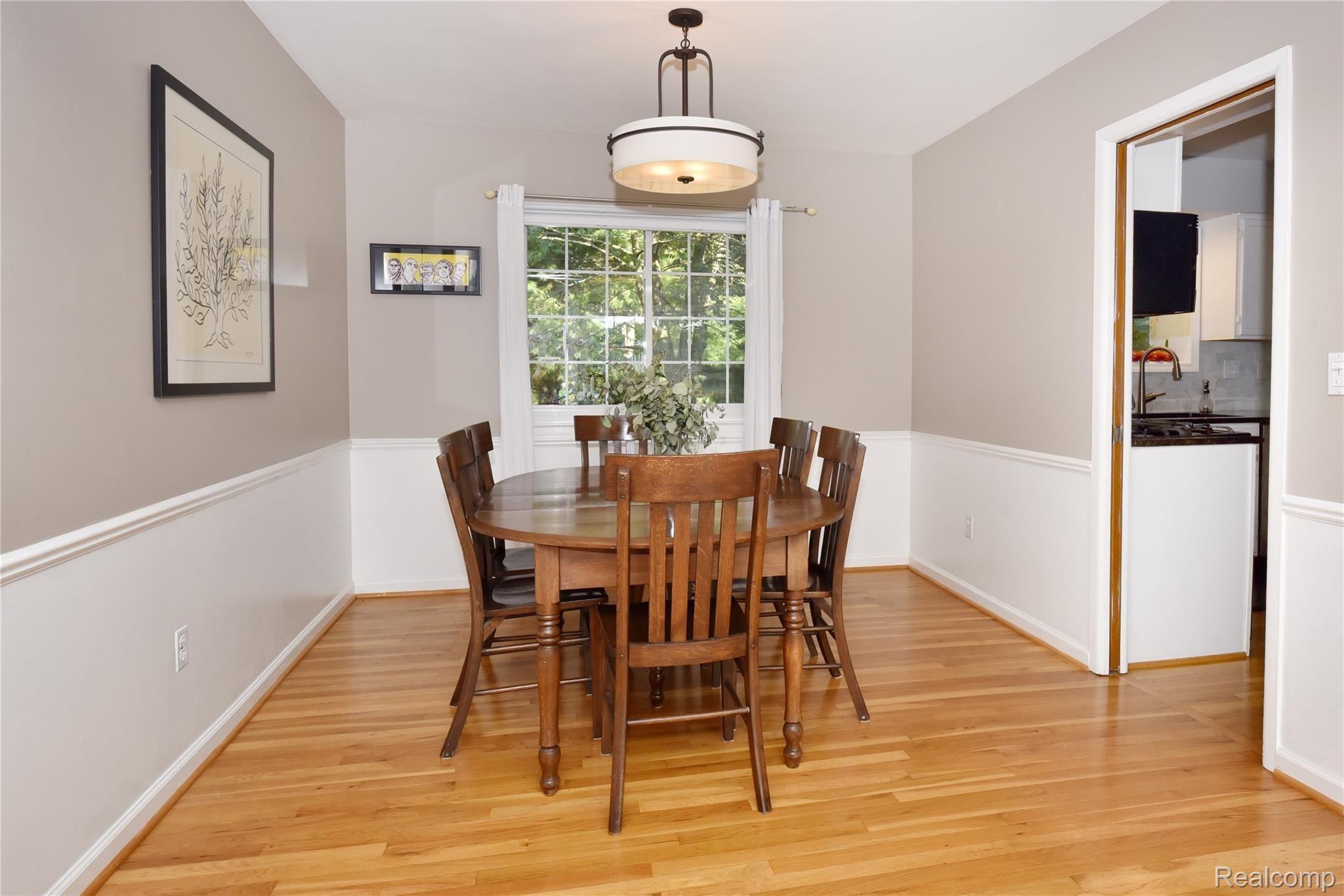 2659 Rambling Way Bloomfield Hills, MI 48302 - Photo 8 of 34 2659 RamblingWay_08.JPG