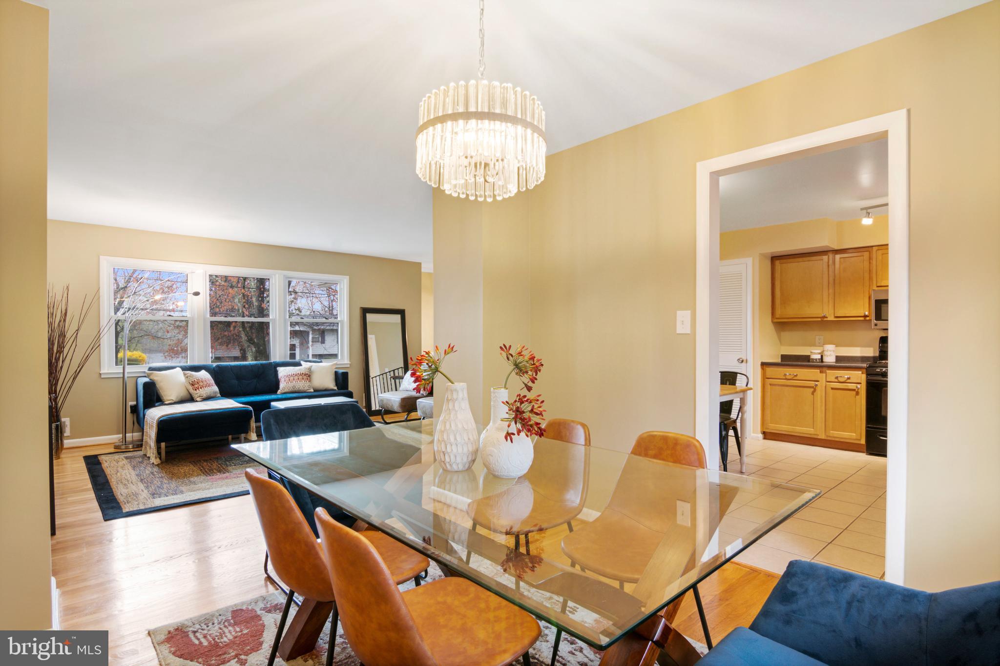 5409 Manorfield Road Rockville, MD 20853 - Photo 20 of 51 Dining room (upper level)