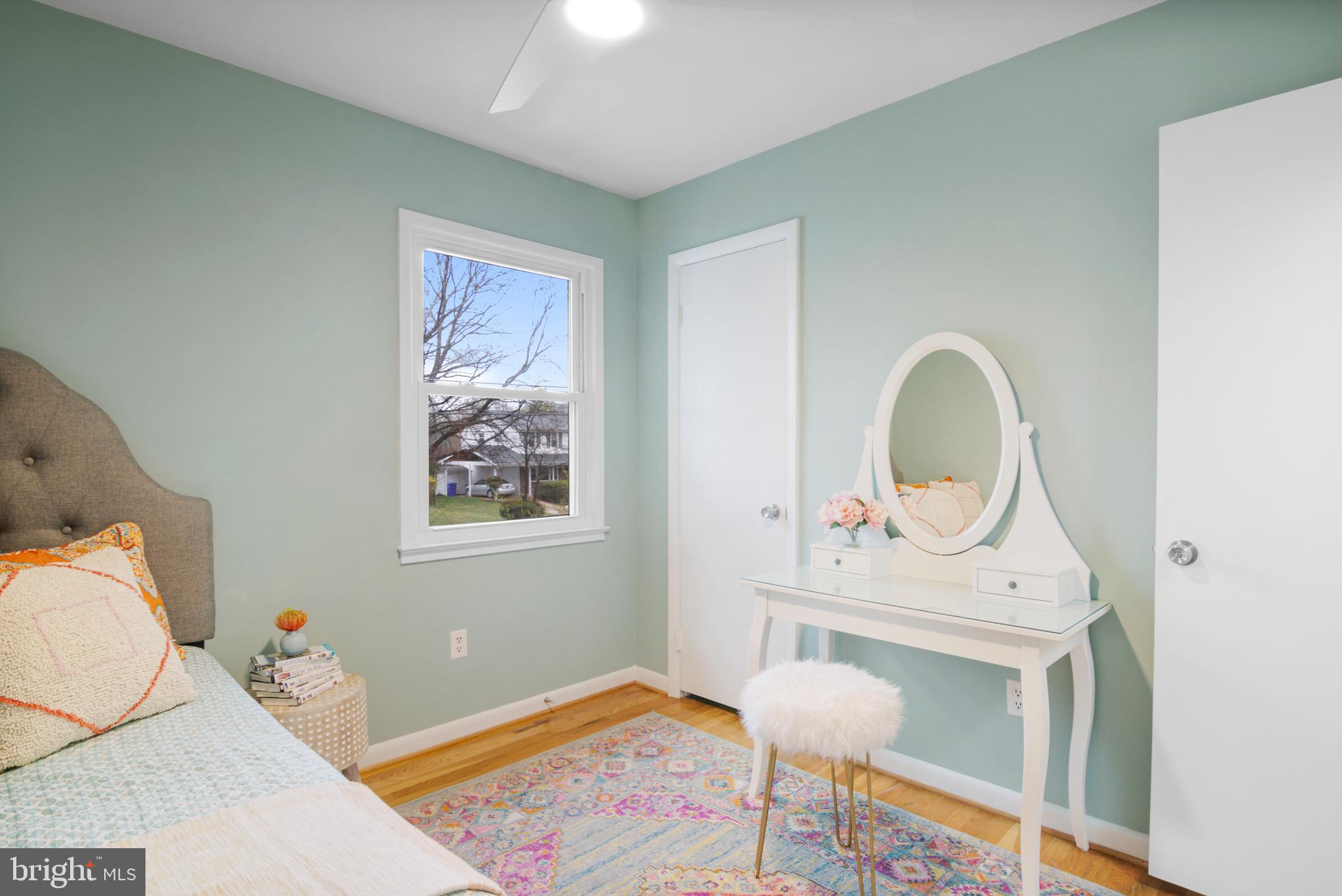 5409 Manorfield Road Rockville, MD 20853 - Photo 27 of 51 Bedroom 2 (upper level)