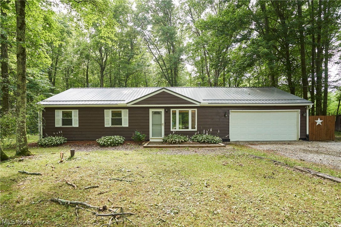 18550 Shaw Road Chagrin Falls, OH 44023 - Photo 3 of 27