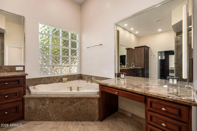 $4,500 | 8272 South Pecan Grove Circle, Tempe, AZ 85284