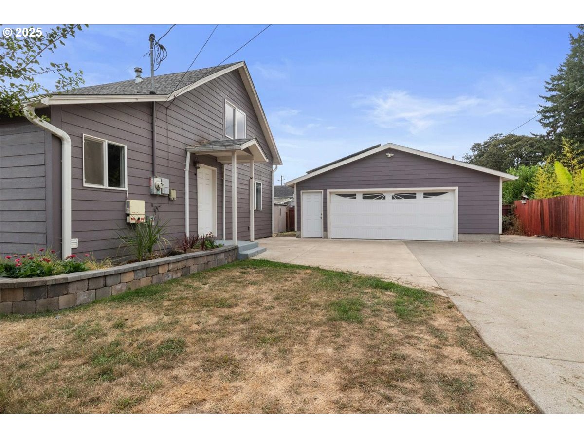 306 Southeast Pine Street Albany, OR 97321 - Photo 36 of 44