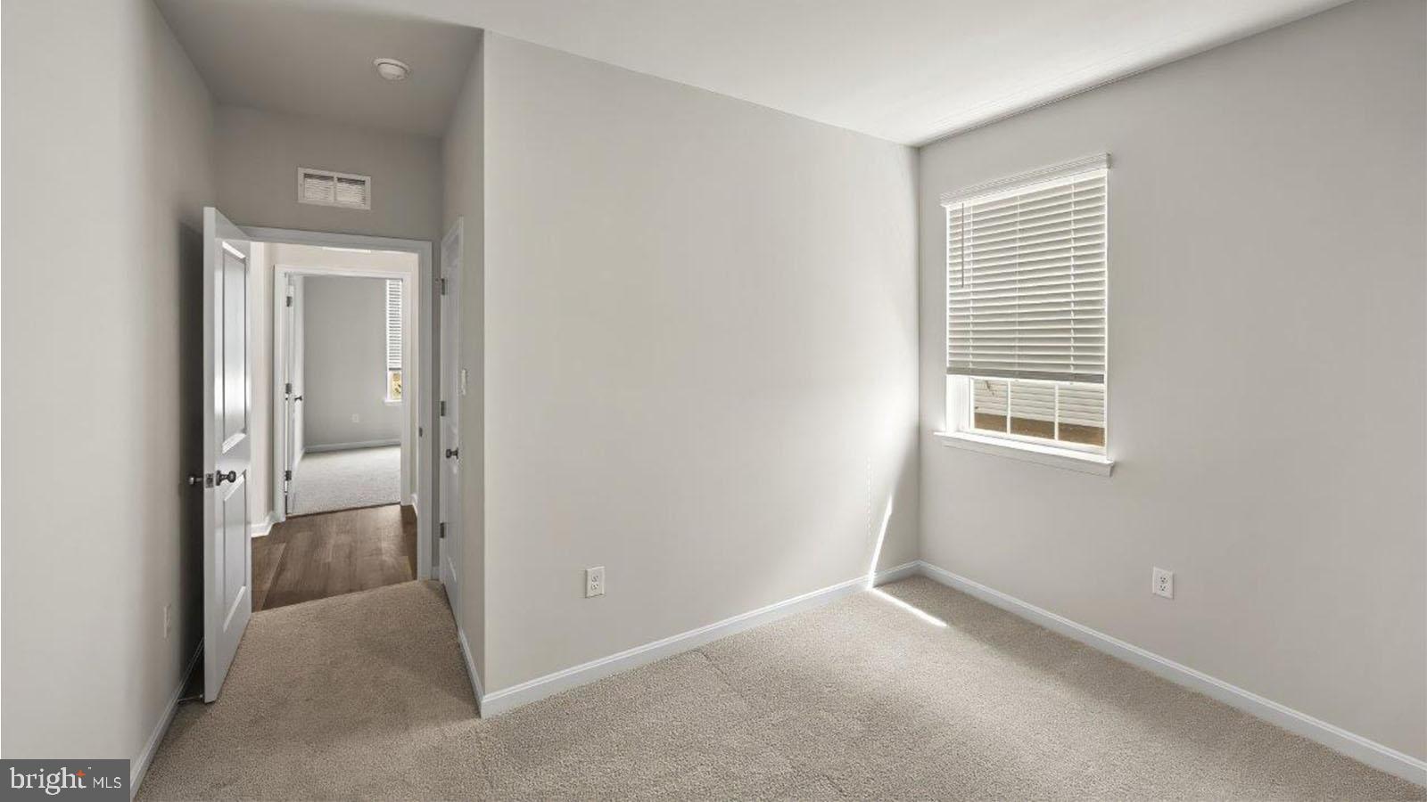 42 Riderwood Way Shepherdstown, WV 25443 - Photo 2 of 28