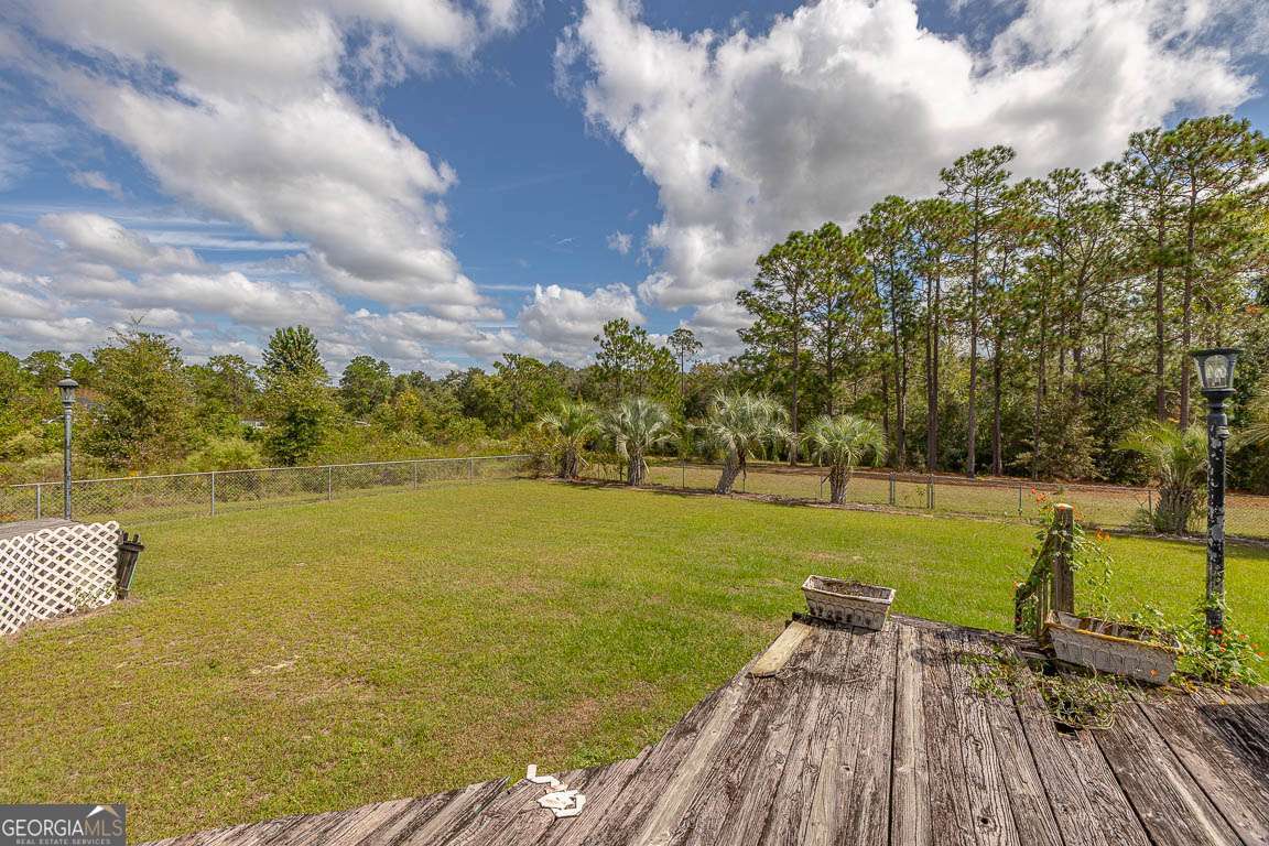 220 Chickasaw Road Hoboken, GA 31542 - Photo 23 of 55 a view of an ocean from a balcony