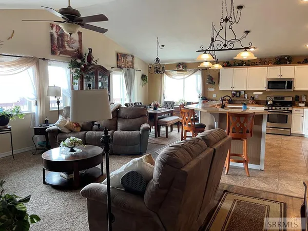 $724,900 | 515 Homestead Trail, Challis, ID 83226