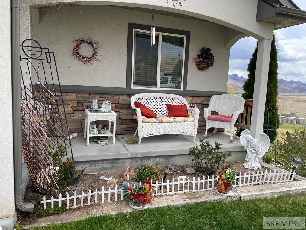 515 Homestead Trail Challis, ID 83226 - Photo 7 of 81