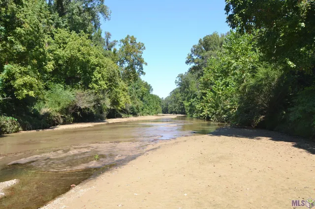 $500,000 | 8225 Tunica Trace, St. Francisville, LA 70775