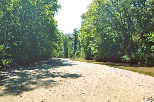 $500,000 | 8225 Tunica Trace, St. Francisville, LA 70775