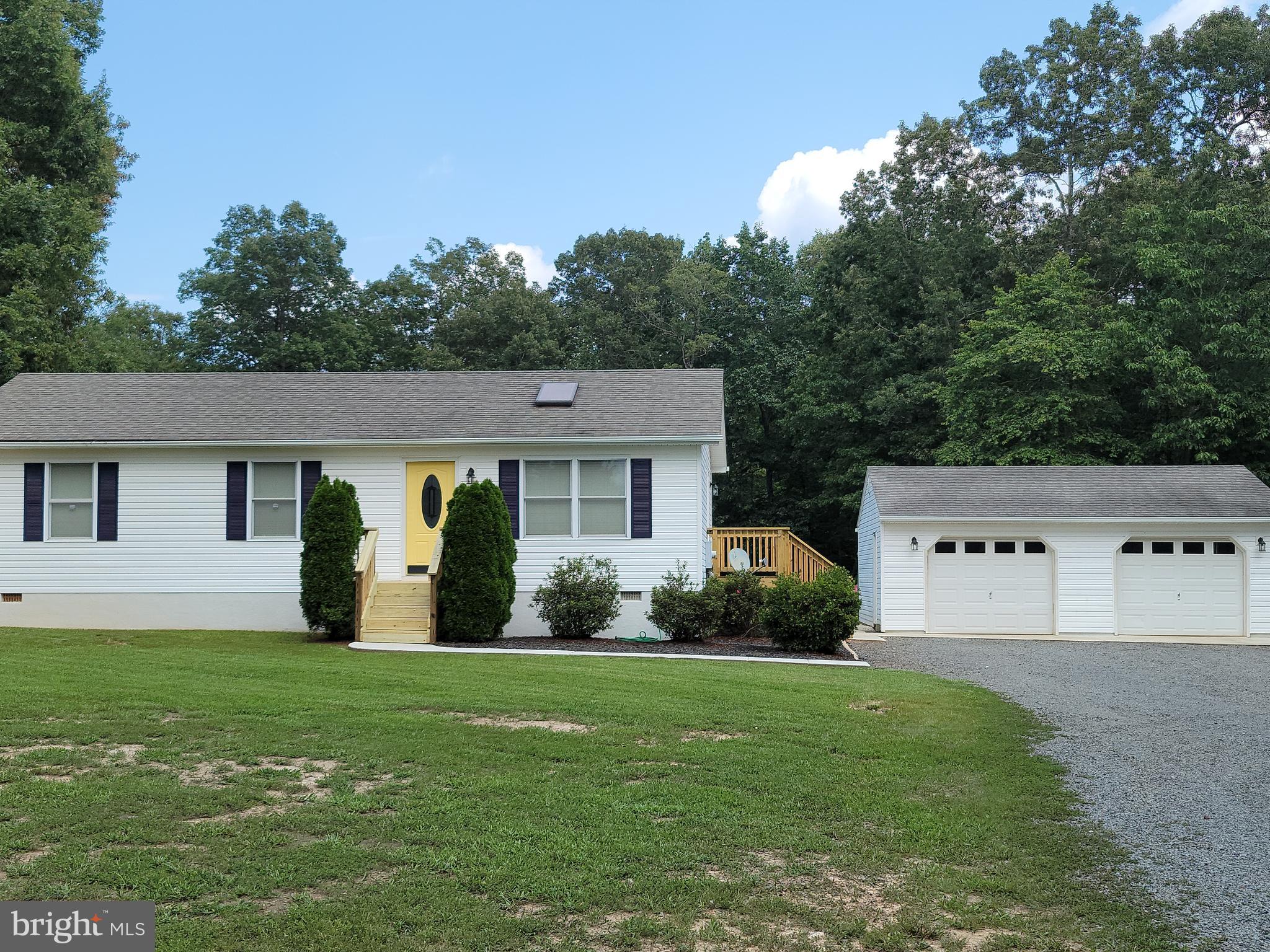 14335 Snake Castle Road Sumerduck, VA 22742 - Photo 2 of 20