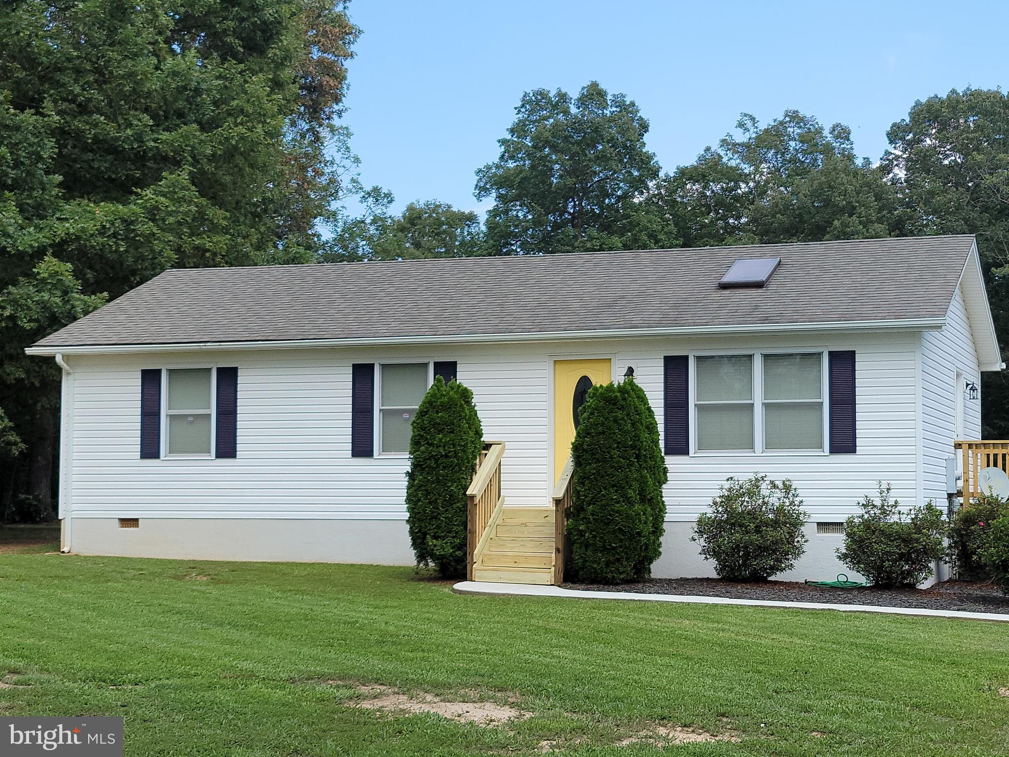 14335 Snake Castle Road Sumerduck, VA 22742 - Photo 3 of 20