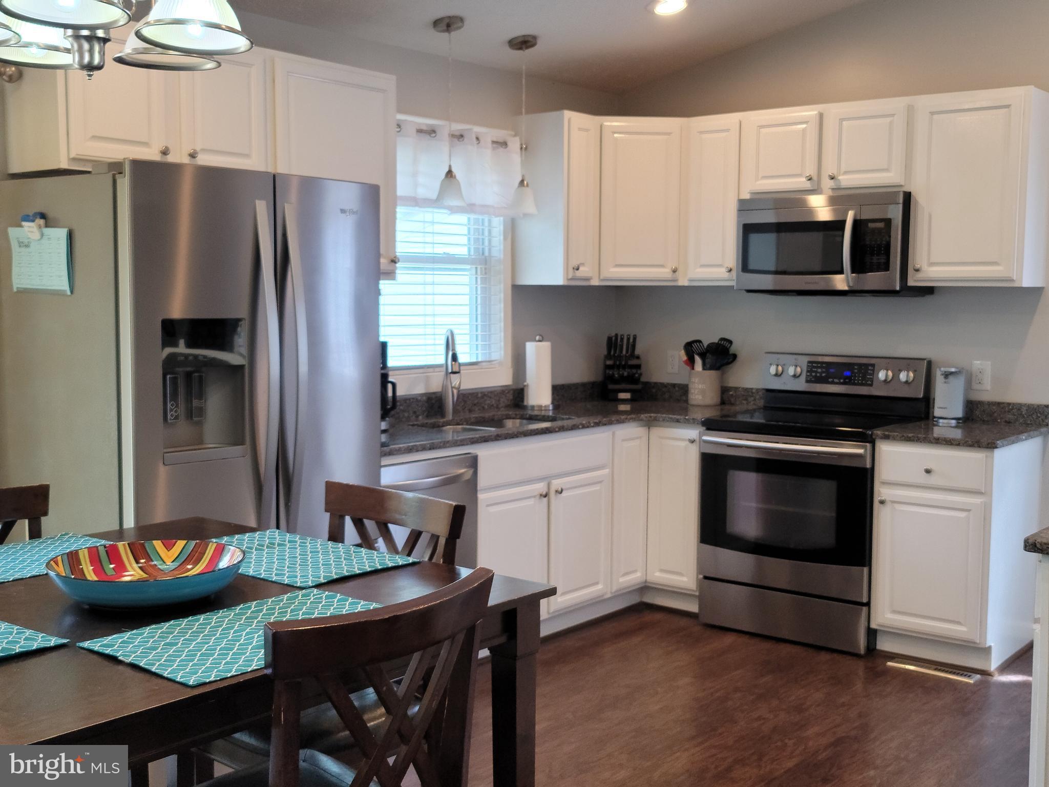 14335 Snake Castle Road Sumerduck, VA 22742 - Photo 5 of 20 Kitchen/Dining area