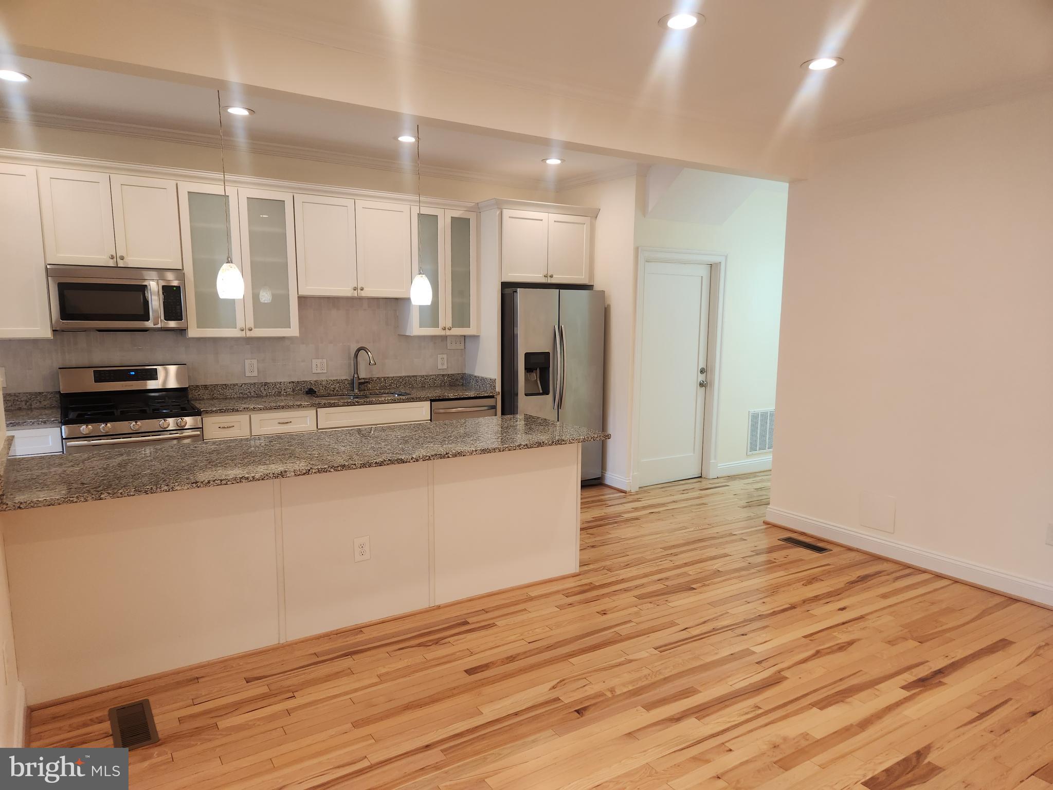 1214 Park Road Northwest Washington, DC 20010 - Photo 7 of 31 Gallery Image 7
