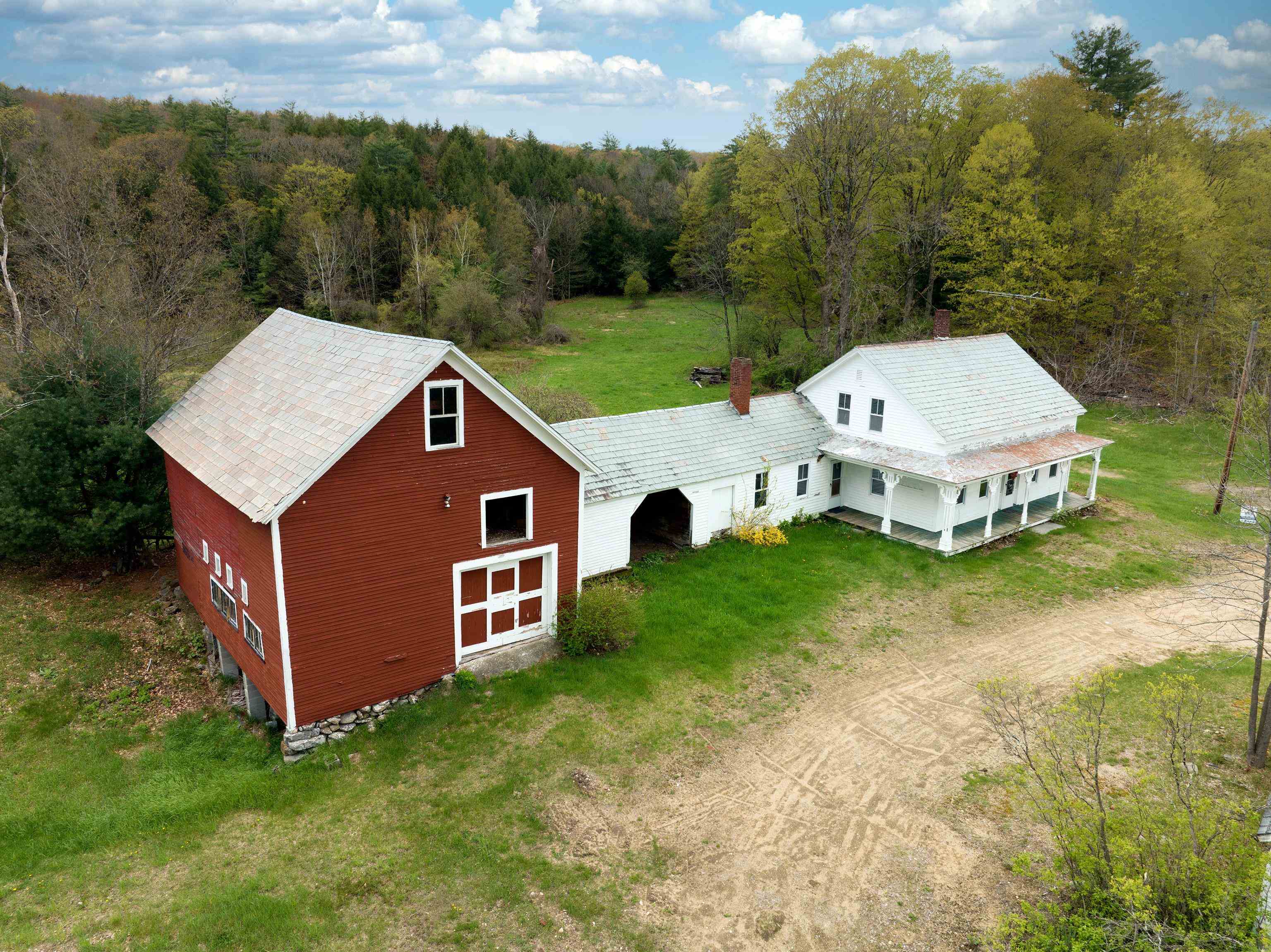 750 Old Westport Road Winchester, NH 03470 - Photo 1 of 25 Gallery Image 1