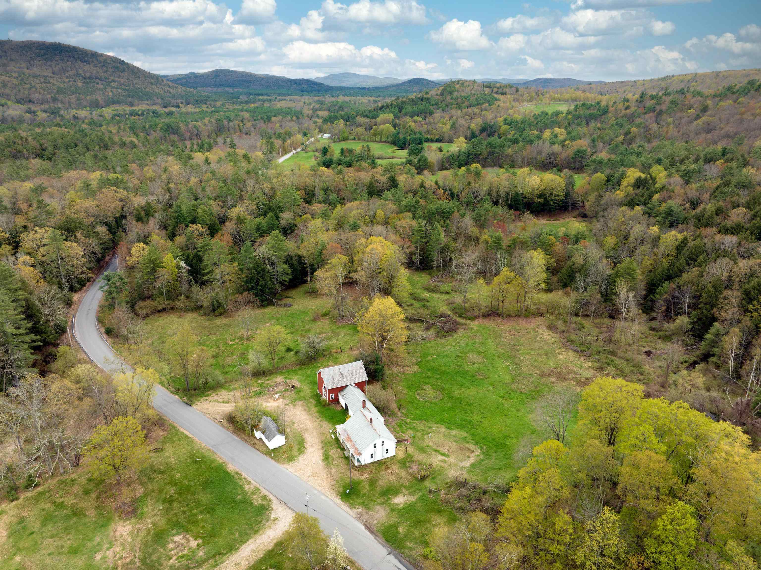 750 Old Westport Road Winchester, NH 03470 - Photo 20 of 25 Gallery Image 20