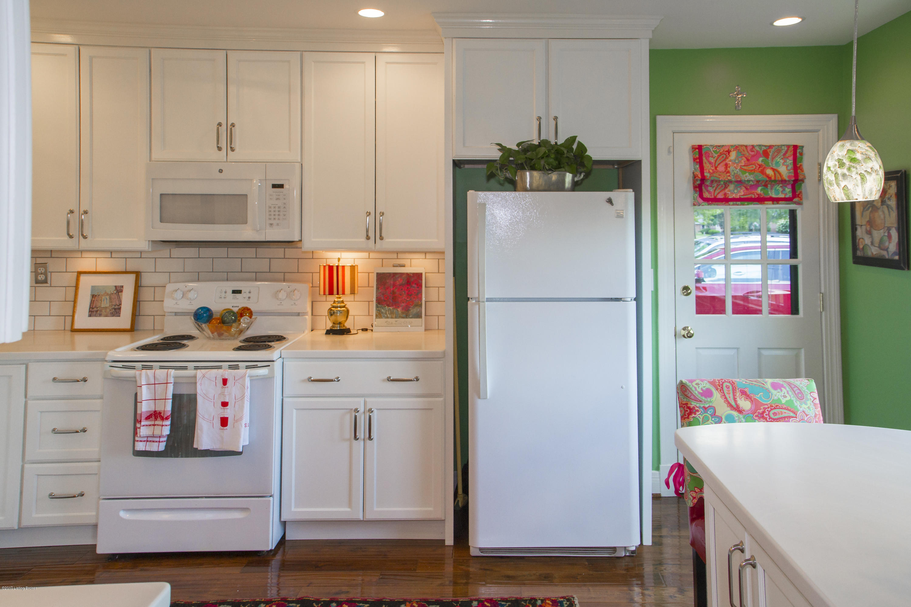 915 Perryman Road Louisville, KY 40207 - Photo 21 of 81 1250