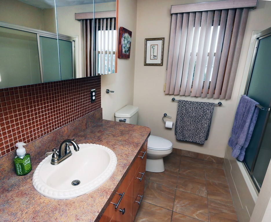 18 Constitution Road Stoneham, MA 02180 - Photo 11 of 26 Gallery Image 11