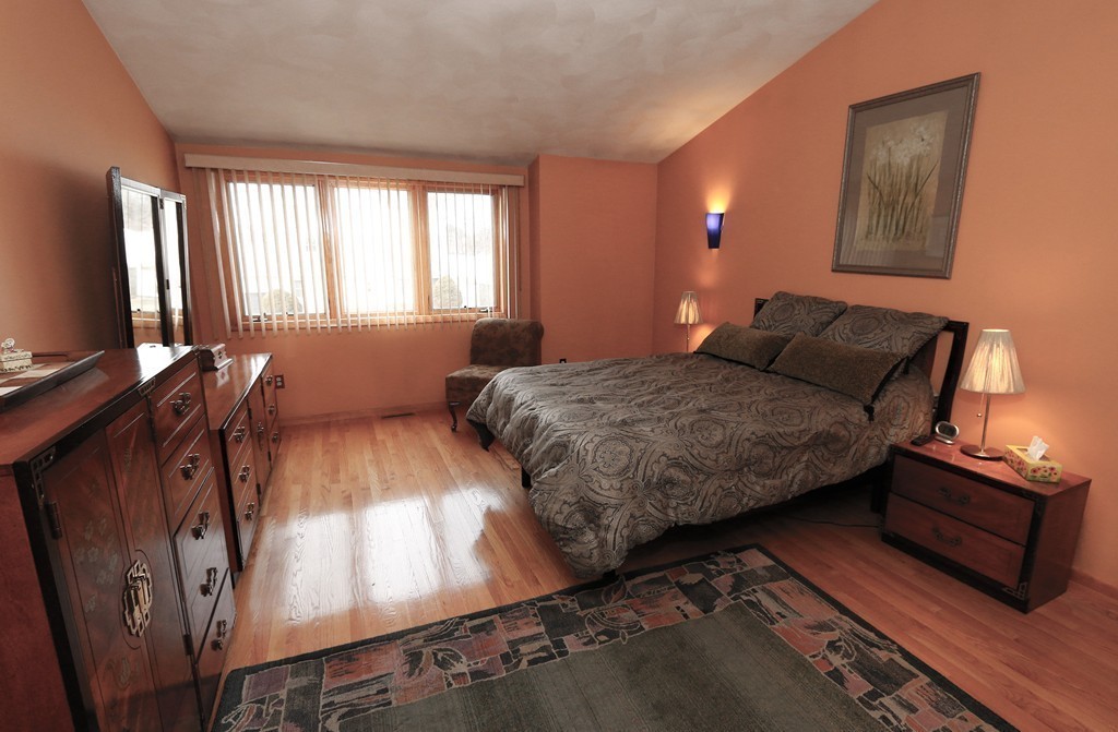 18 Constitution Road Stoneham, MA 02180 - Photo 9 of 26 Gallery Image 9
