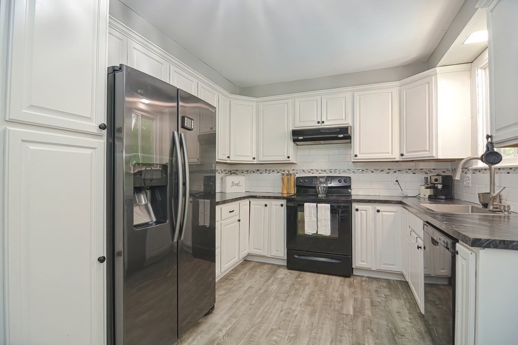 25 Arrow Road Norton, MA 02766 - Photo 13 of 40 Gallery Image 13