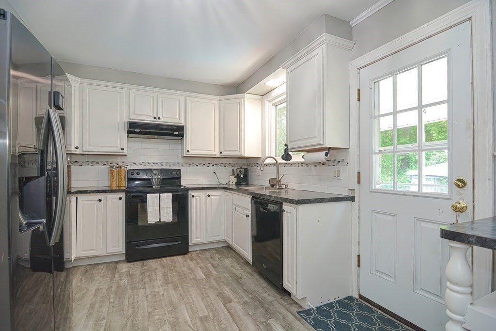 25 Arrow Road Norton, MA 02766 - Photo 16 of 40 Gallery Image 16