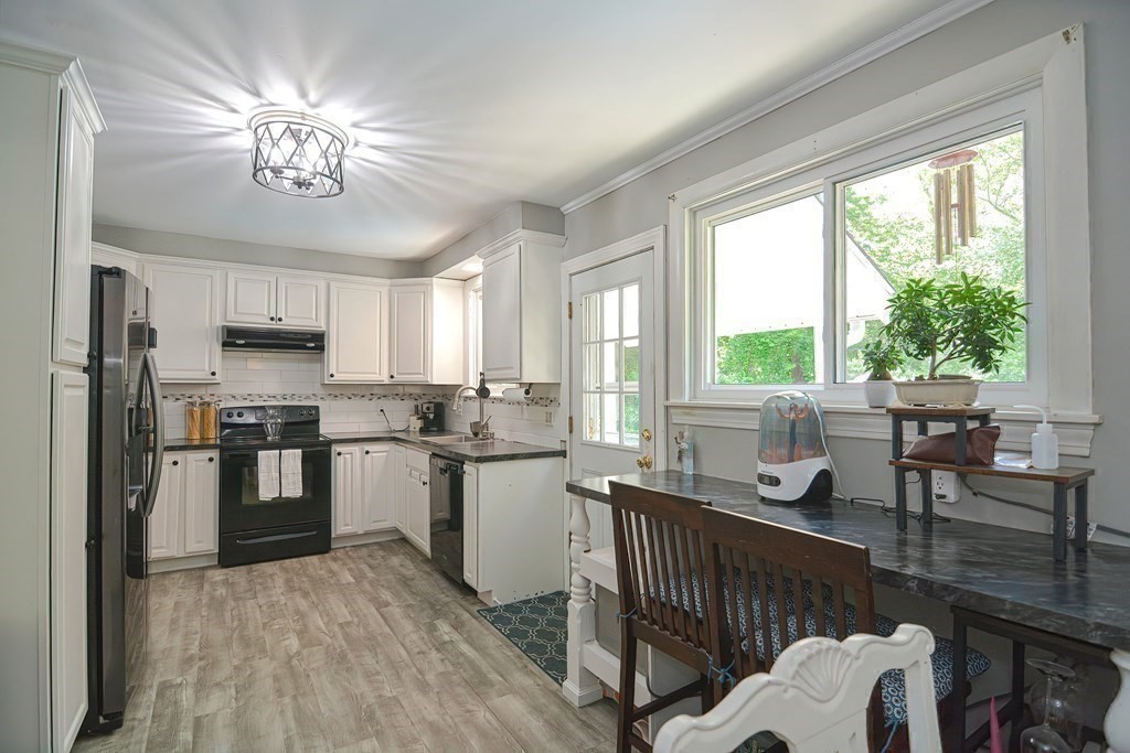 25 Arrow Road Norton, MA 02766 - Photo 17 of 40 Gallery Image 17