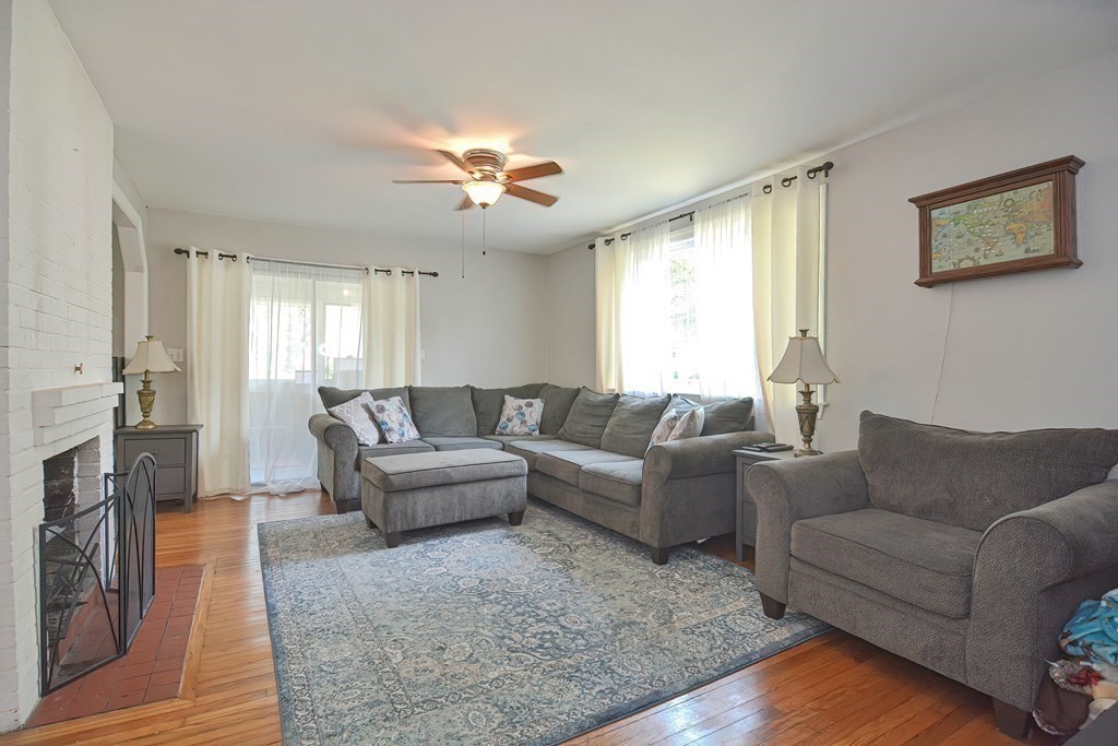 25 Arrow Road Norton, MA 02766 - Photo 9 of 40 Gallery Image 9