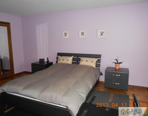 28 Springhouse Road Asbury Park, NJ 07712 - Photo 15 of 25 Gallery Image 15