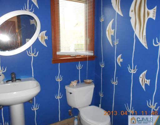 28 Springhouse Road Asbury Park, NJ 07712 - Photo 21 of 25 Gallery Image 21