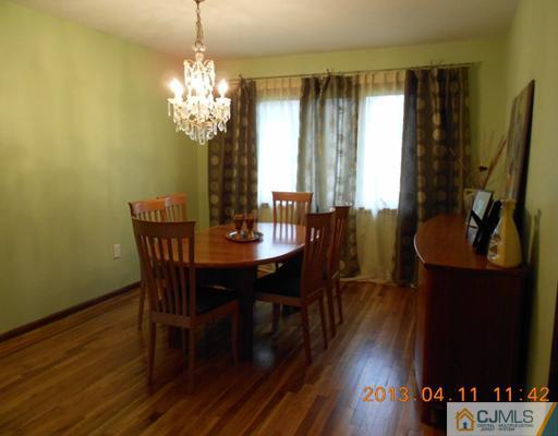 28 Springhouse Road Asbury Park, NJ 07712 - Photo 4 of 25 Gallery Image 4