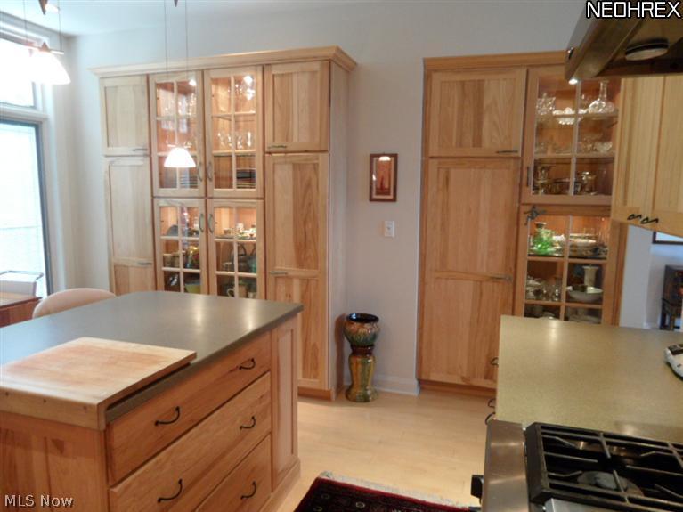 2327 Edgehill Road Cleveland, OH 44106 - Photo 6 of 15 Gallery Image 6