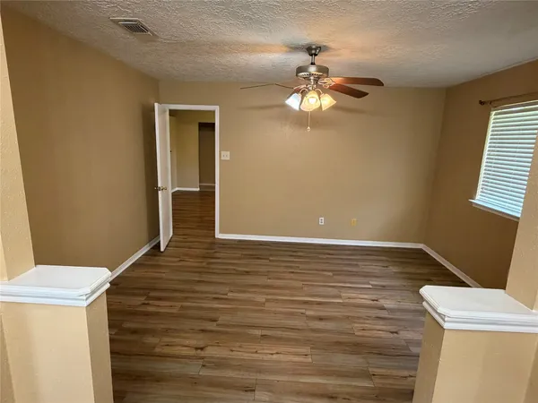 $1,800 | 116 Lasso Street, Angleton, TX 77515