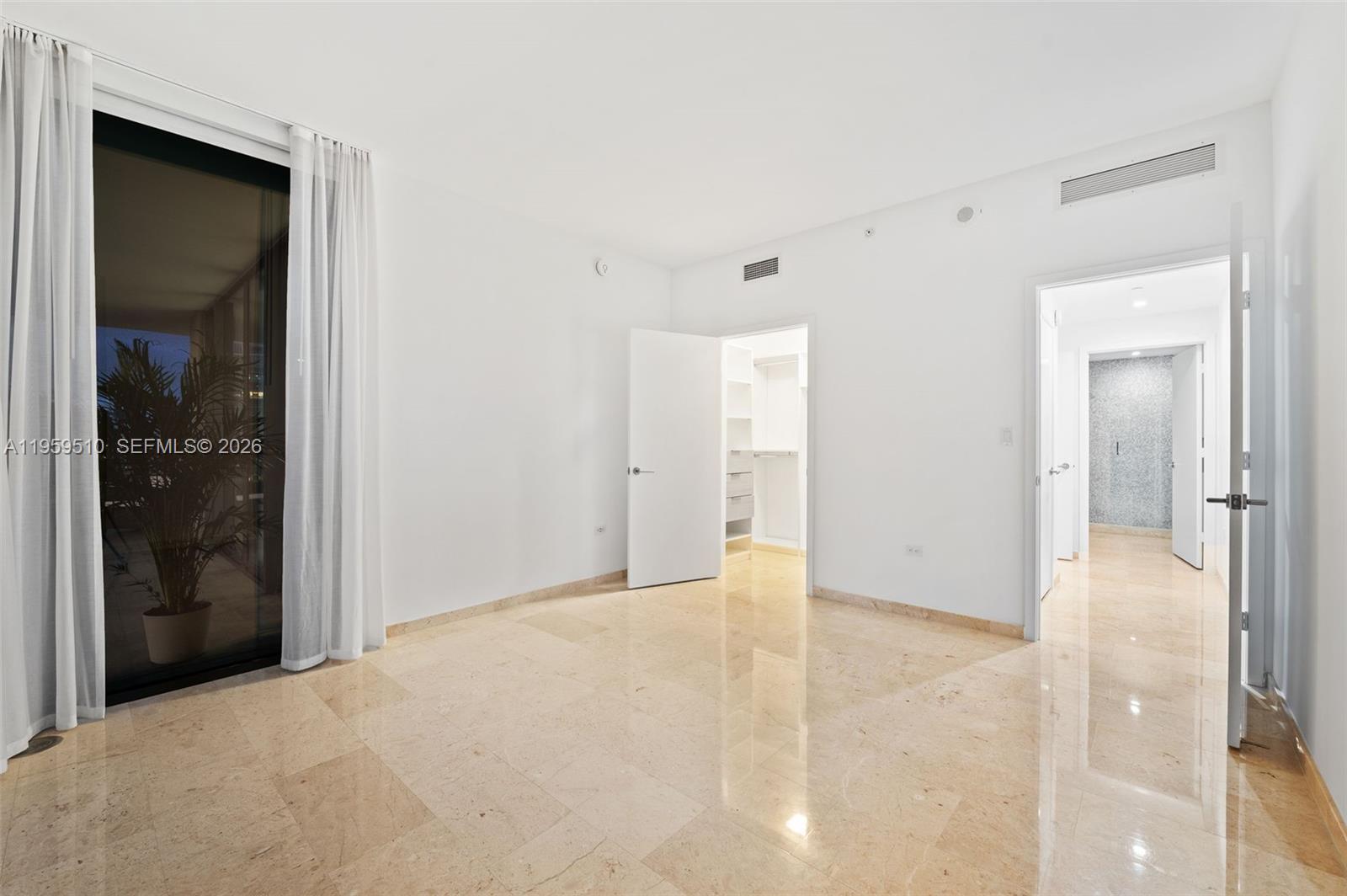 88 Southwest 7th Street, Unit 3612 Miami, FL 33130 - Photo 27 of 64