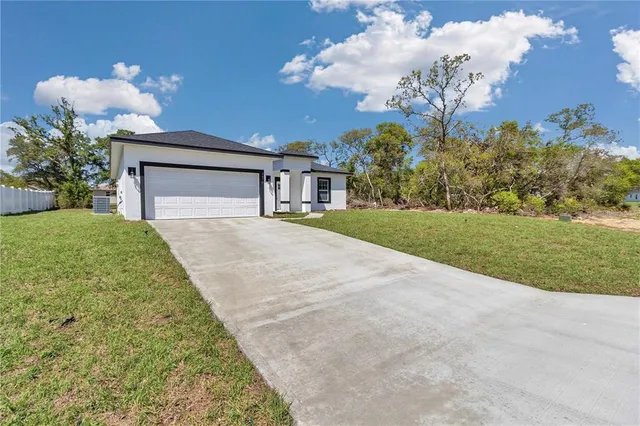 $1,900 | 3875 Southwest 169th Ln Road, Ocala, FL 34473