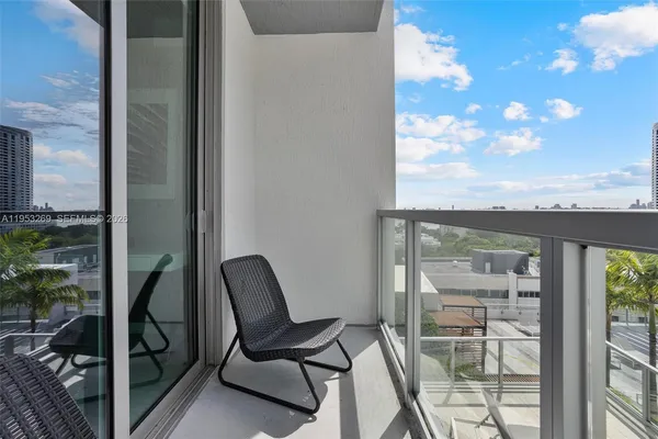 $529,000 | 3900 Biscayne Boulevard, Unit N819, Miami, FL 33137