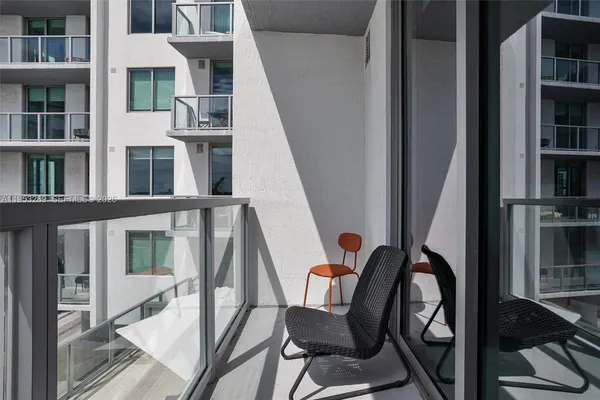 $529,000 | 3900 Biscayne Boulevard, Unit N819, Miami, FL 33137