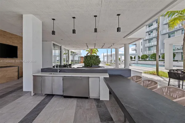 $529,000 | 3900 Biscayne Boulevard, Unit N819, Miami, FL 33137