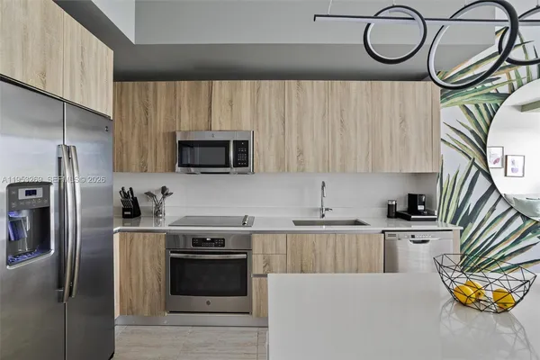 $529,000 | 3900 Biscayne Boulevard, Unit N819, Miami, FL 33137