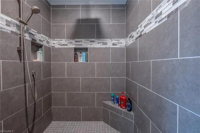 $989,900 | 6765 Lake Brandt Road, Summerfield, NC 27358